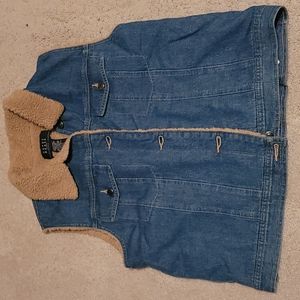Crazy Horse by Liz Claiborne denim vest size Medium